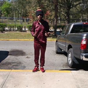 Meet your Posher, Lamicheal